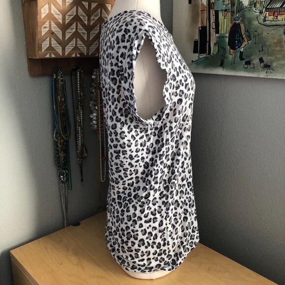 Banana Republic Leopard Print Malibu Cuff Sleeve T Shirt - NEW - Picture 6 of 9